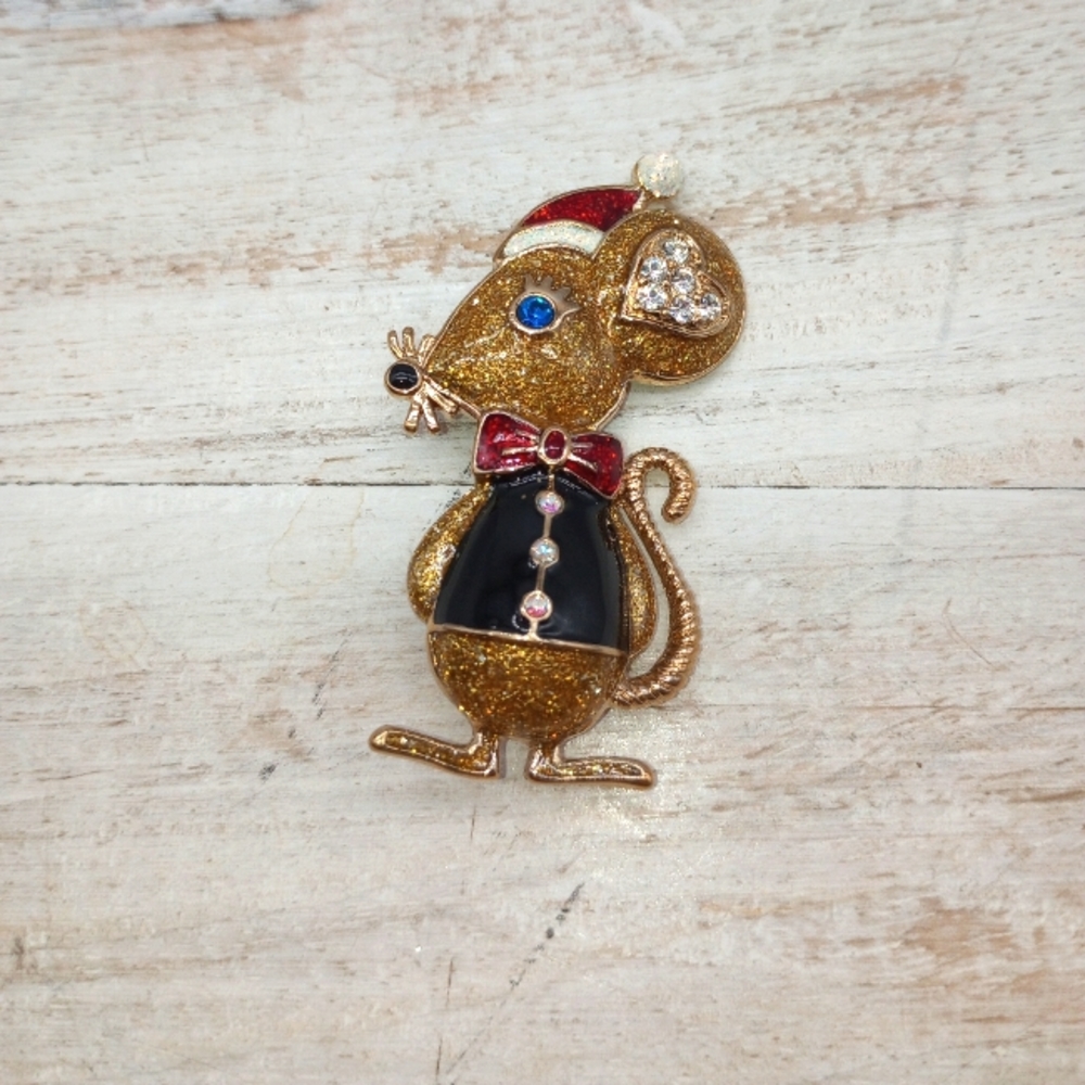 Betsey Johnson Christmas Mouse Pin